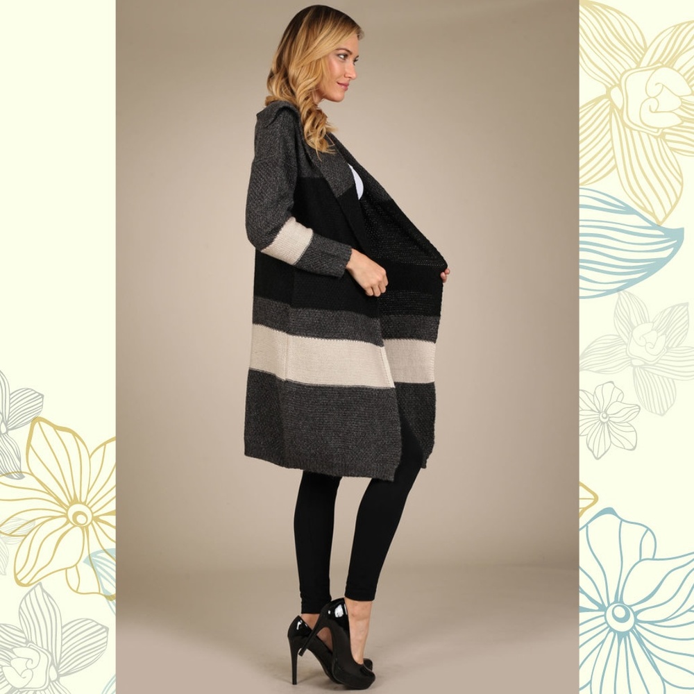 BEAUTIFUL STRIPED SOFT CARDIGAN SWEATER - Picture 2 of 3
